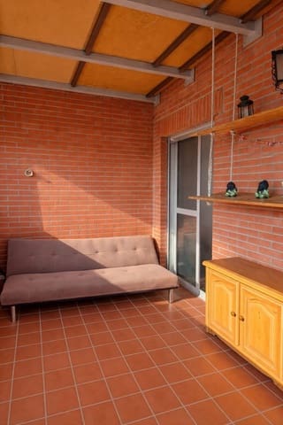 4 Zimmer Apartment zu verkaufen in Granada Stadt mit Garage - 218.000 € (Ref: 9674864)