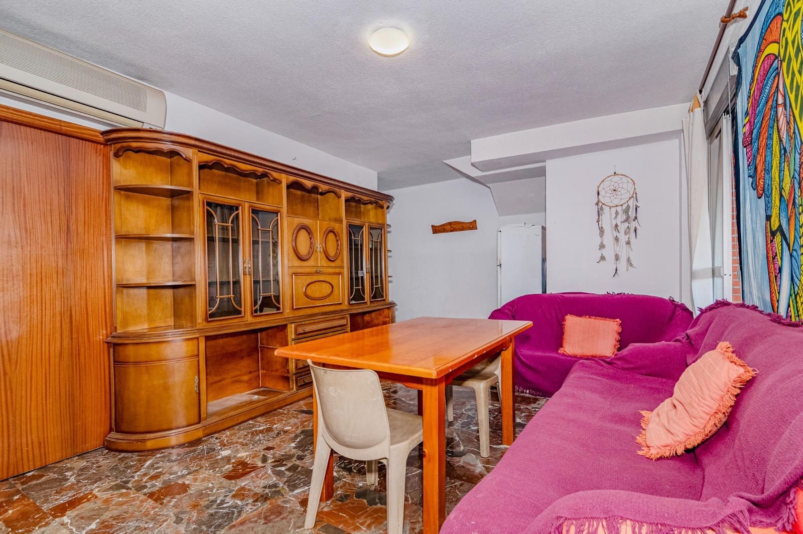 4 bedroom Apartment for sale in Granada city with garage - € 218,000 (Ref: 9674864)