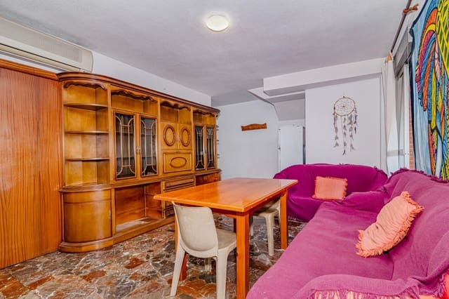 4 Zimmer Apartment zu verkaufen in Granada Stadt mit Garage - 218.000 € (Ref: 9674864)