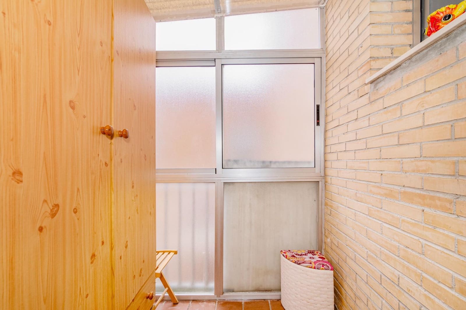 4 bedroom Apartment for sale in Granada city with garage - € 218,000 (Ref: 9674864)