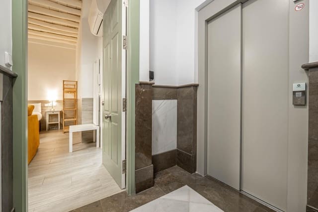 Apartamento de 4 habitaciones en Centro - Sagrario, Granada ciudad en venta - 720.000 € (Ref: 9674865)