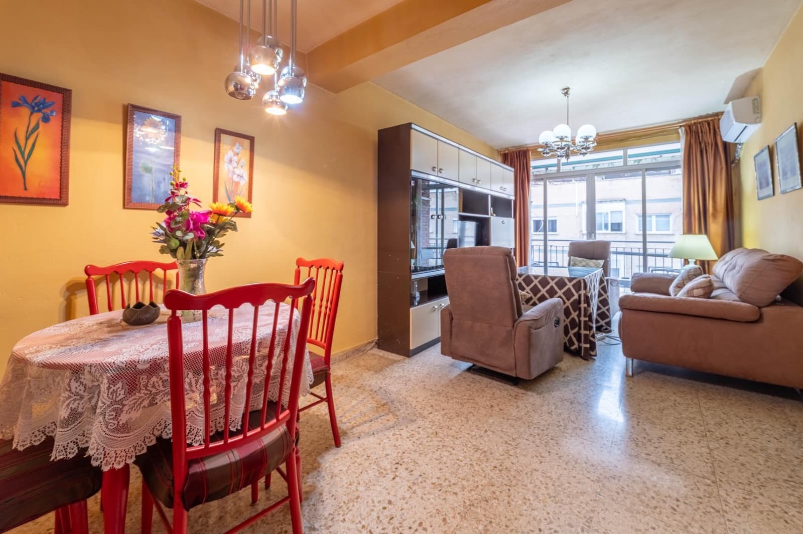 3 Zimmer Wohnung zu verkaufen in Granada Stadt - 238.000 € (Ref: 9674868)