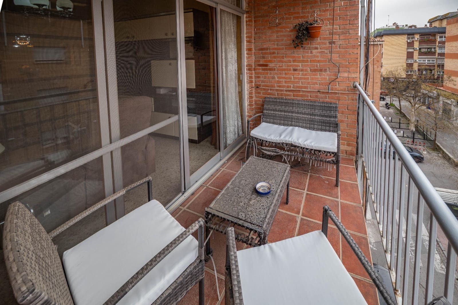 3 Zimmer Wohnung zu verkaufen in Granada Stadt - 238.000 € (Ref: 9674868)