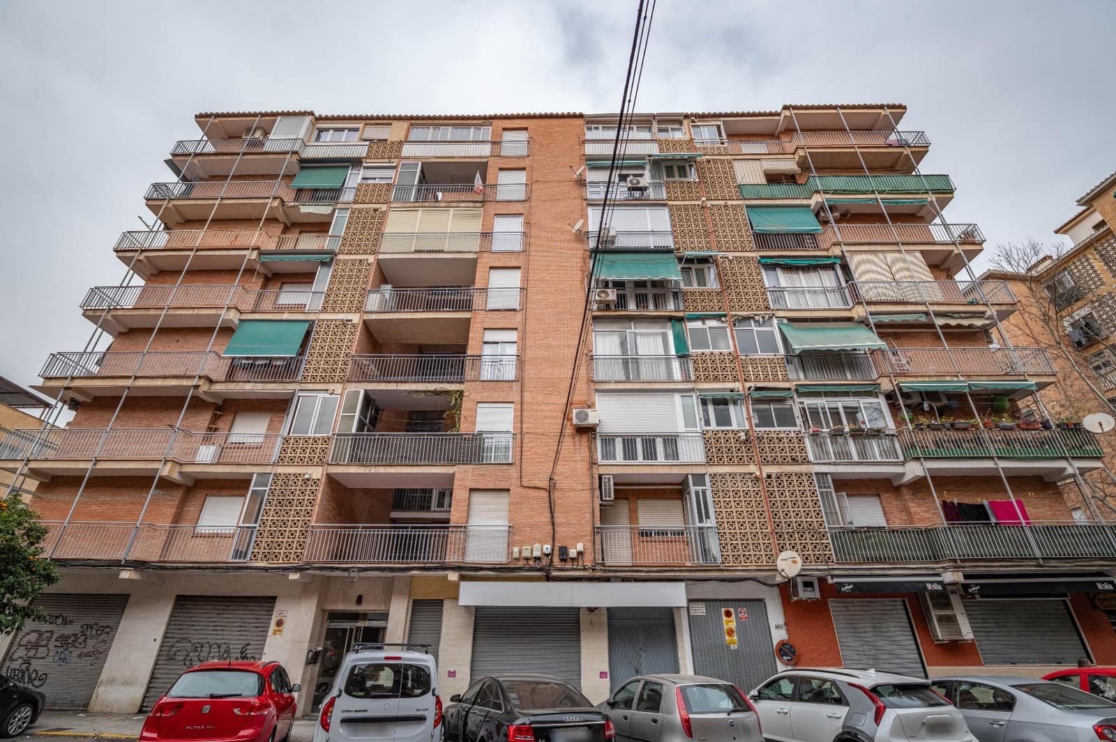 3 Zimmer Wohnung zu verkaufen in Granada Stadt - 238.000 € (Ref: 9674868)