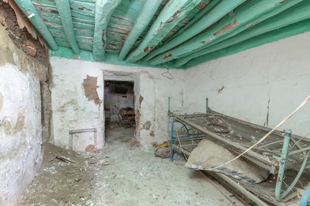 Finca/Casa Rural de 3 habitaciones en Pinos Puente en venta - 12.000 € (Ref: 9674870)