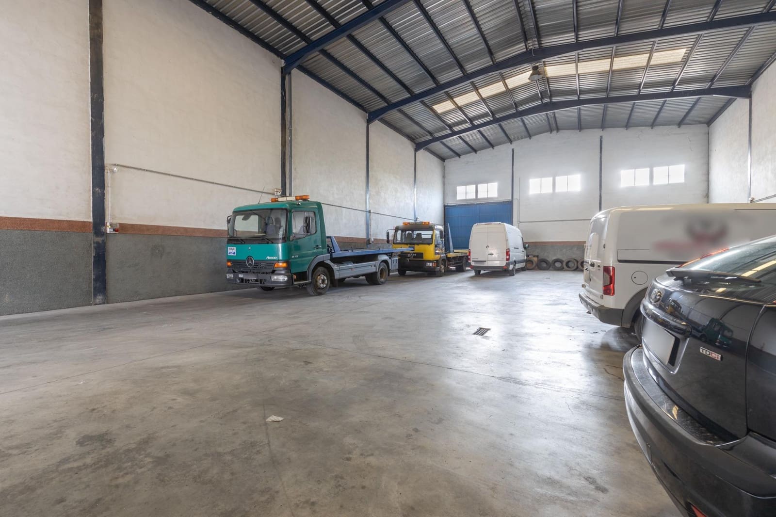 Business for sale in Loja - € 590,000 (Ref: 9674872)