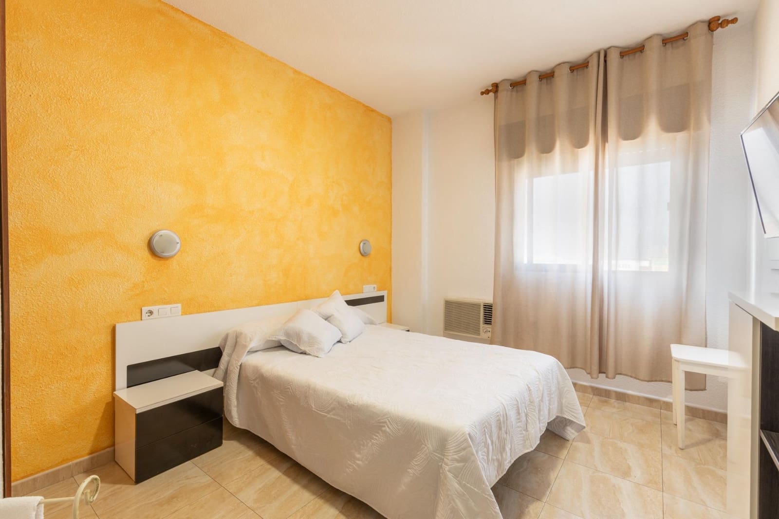 30 chambre Hôtel à vendre à Motril avec garage - 2 800 000 € (Ref: 9674873)