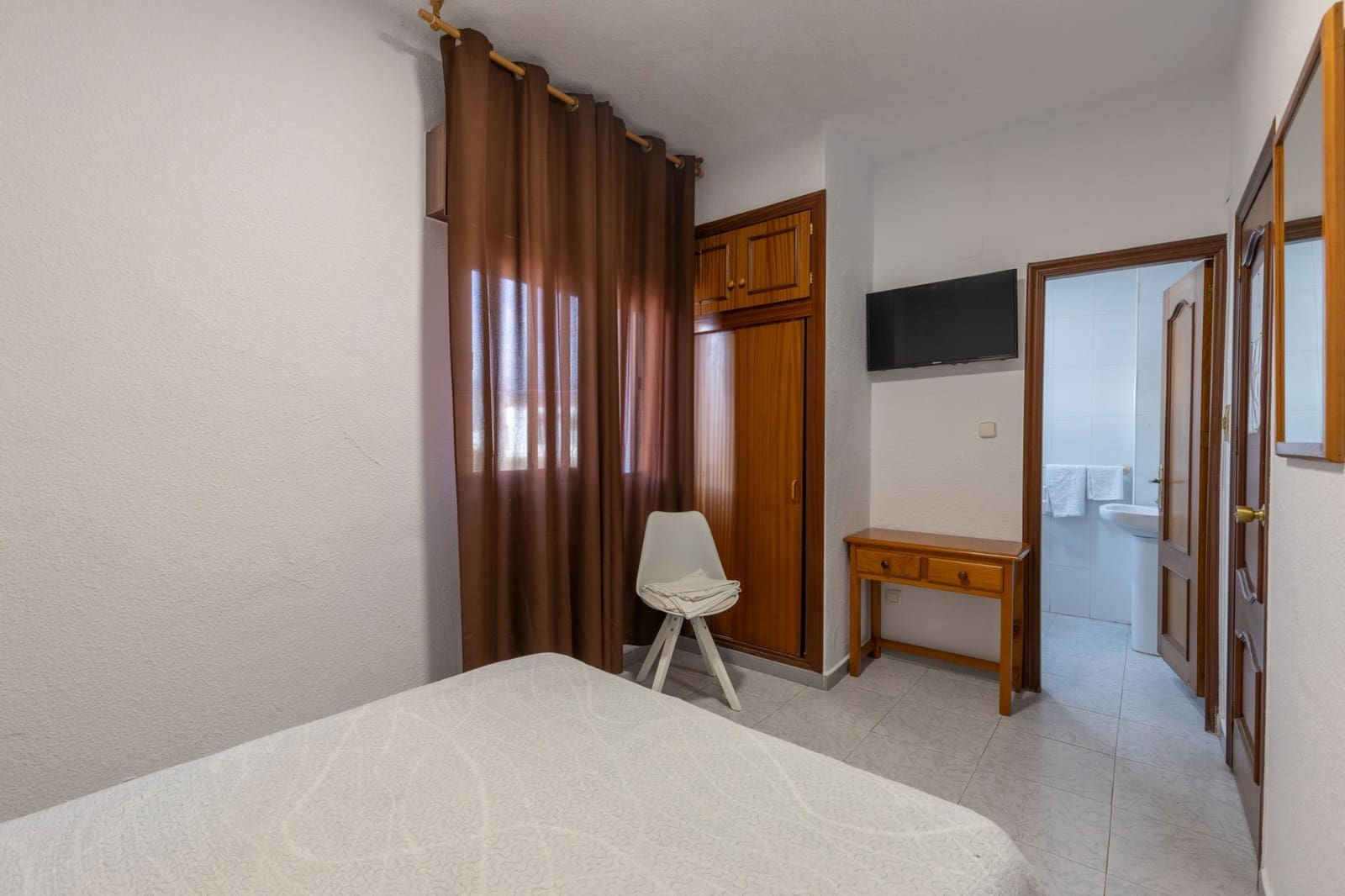 30 chambre Hôtel à vendre à Motril avec garage - 2 800 000 € (Ref: 9674873)