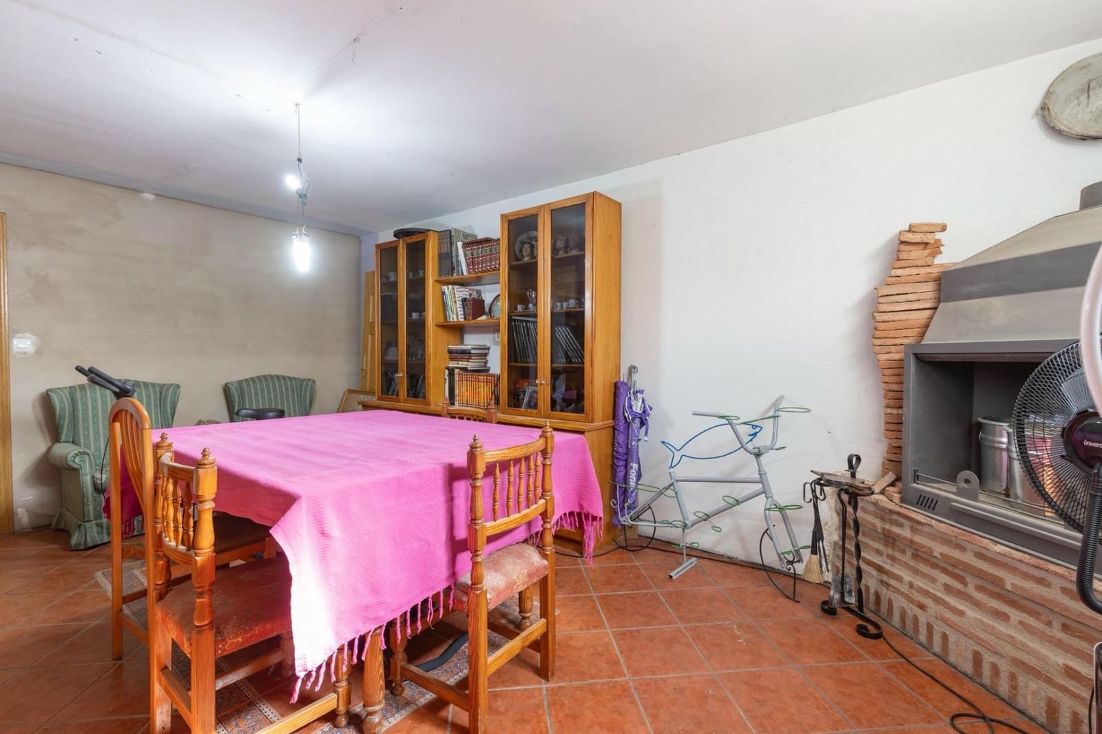 4 sovrum Semi-fristående Villa till salu i Albolote med garage - 299 900 € (Ref: 9674879)