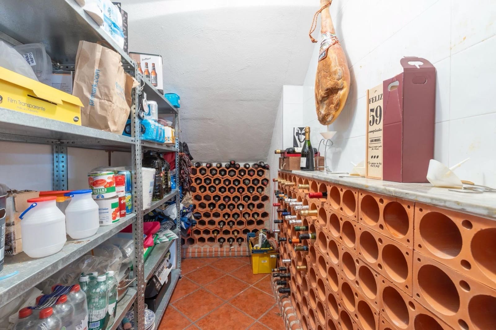 4 sovrum Semi-fristående Villa till salu i Albolote med garage - 299 900 € (Ref: 9674879)