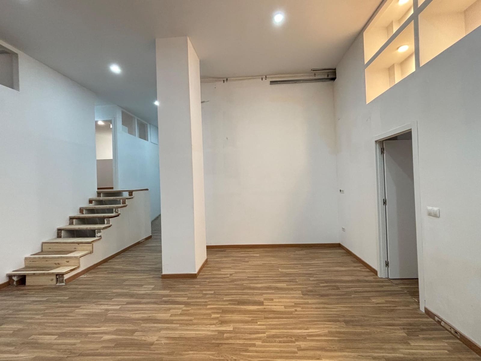 3 bedroom Apartment for sale in Granada city - € 240,000 (Ref: 9674882)