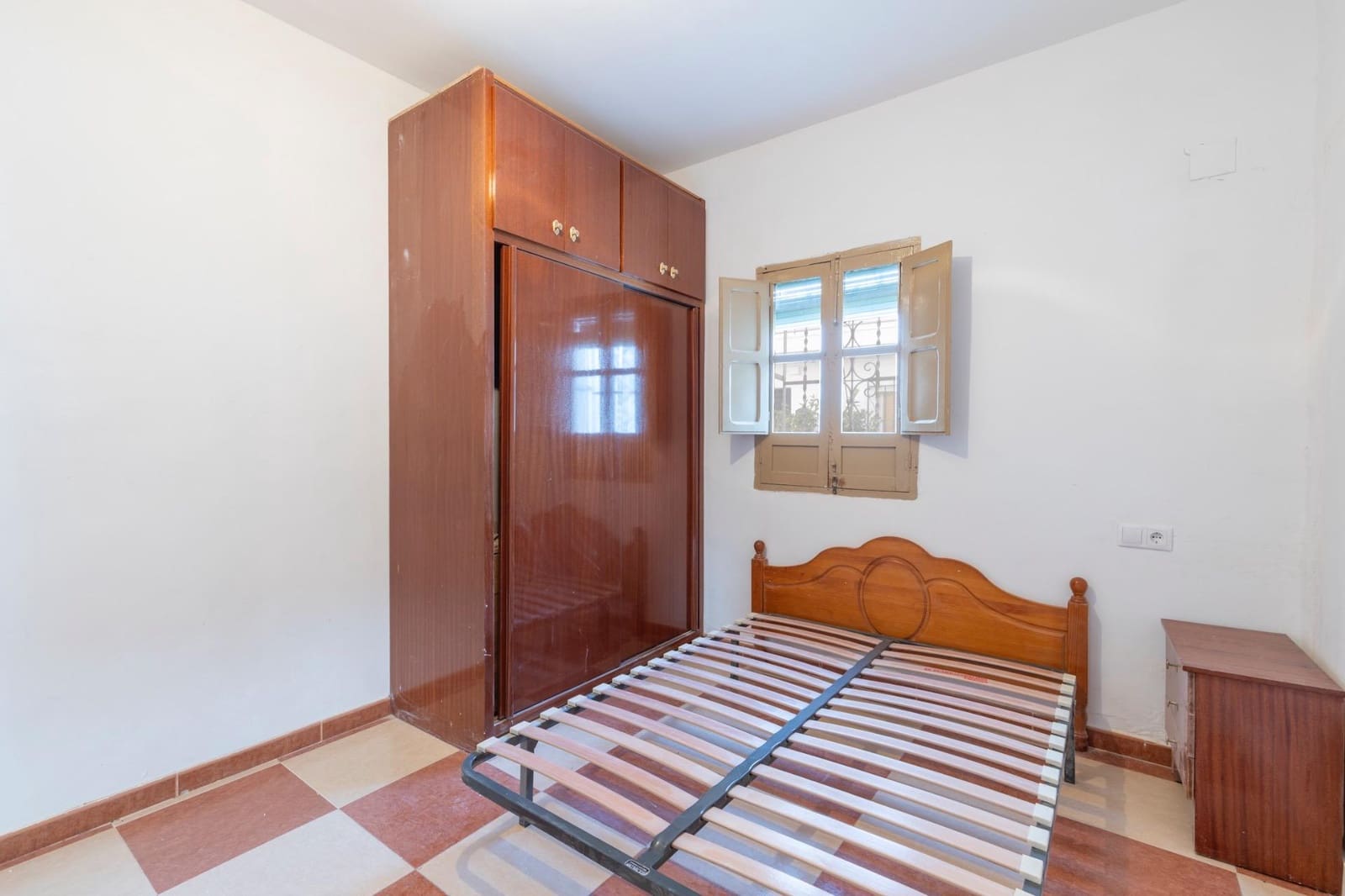 3 bedroom Apartment for sale in Moclin - € 74,900 (Ref: 9674885)