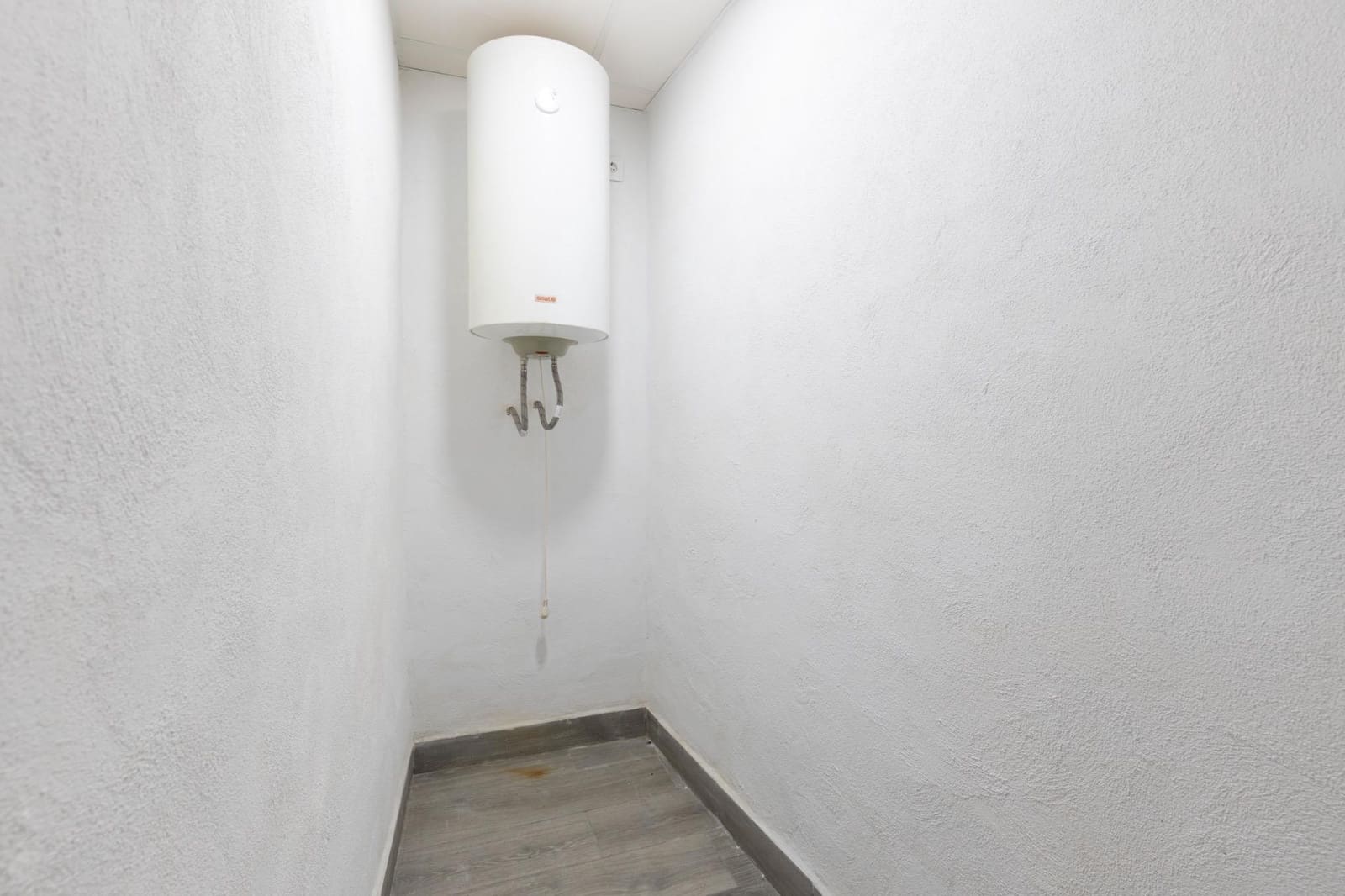 6 bedroom Apartment for sale in Moclin - € 139,900 (Ref: 9674886)