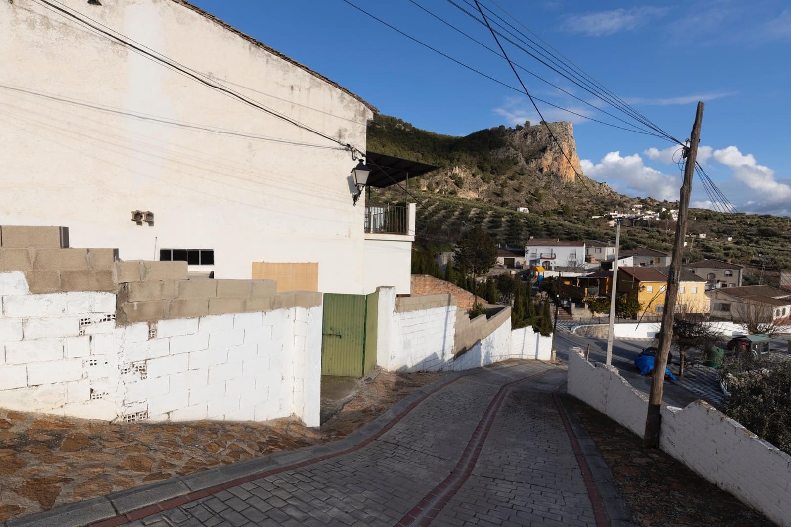 6 bedroom Apartment for sale in Moclin - € 139,900 (Ref: 9674886)