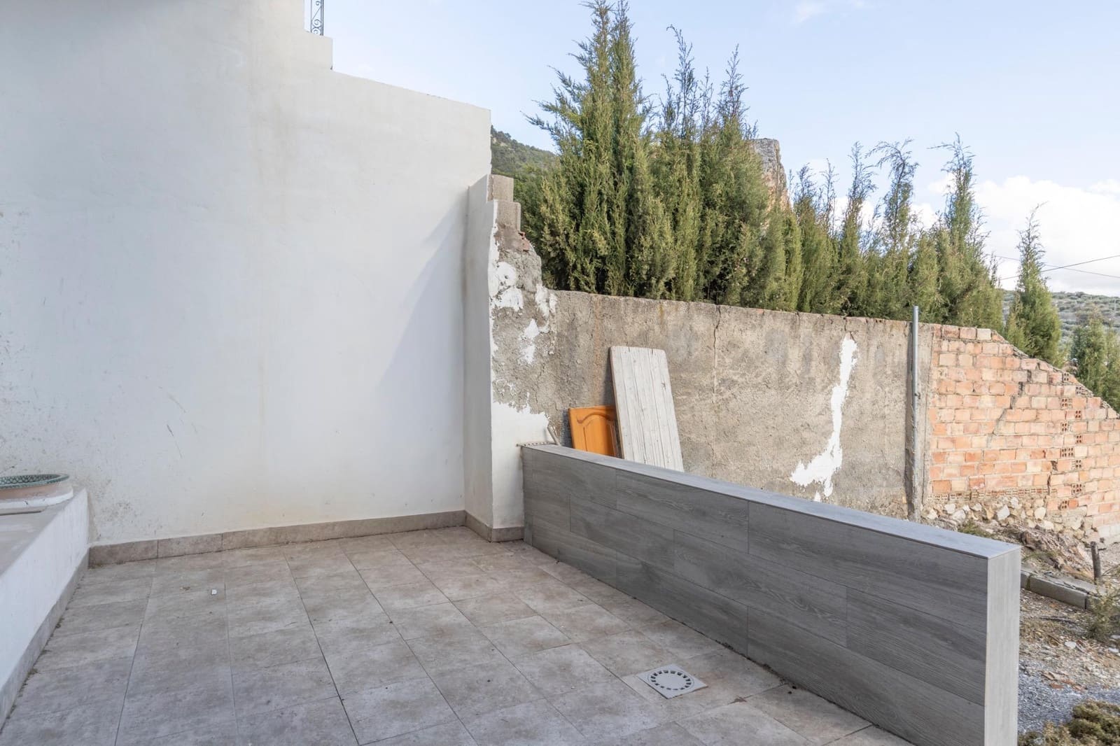 6 bedroom Apartment for sale in Moclin - € 139,900 (Ref: 9674886)