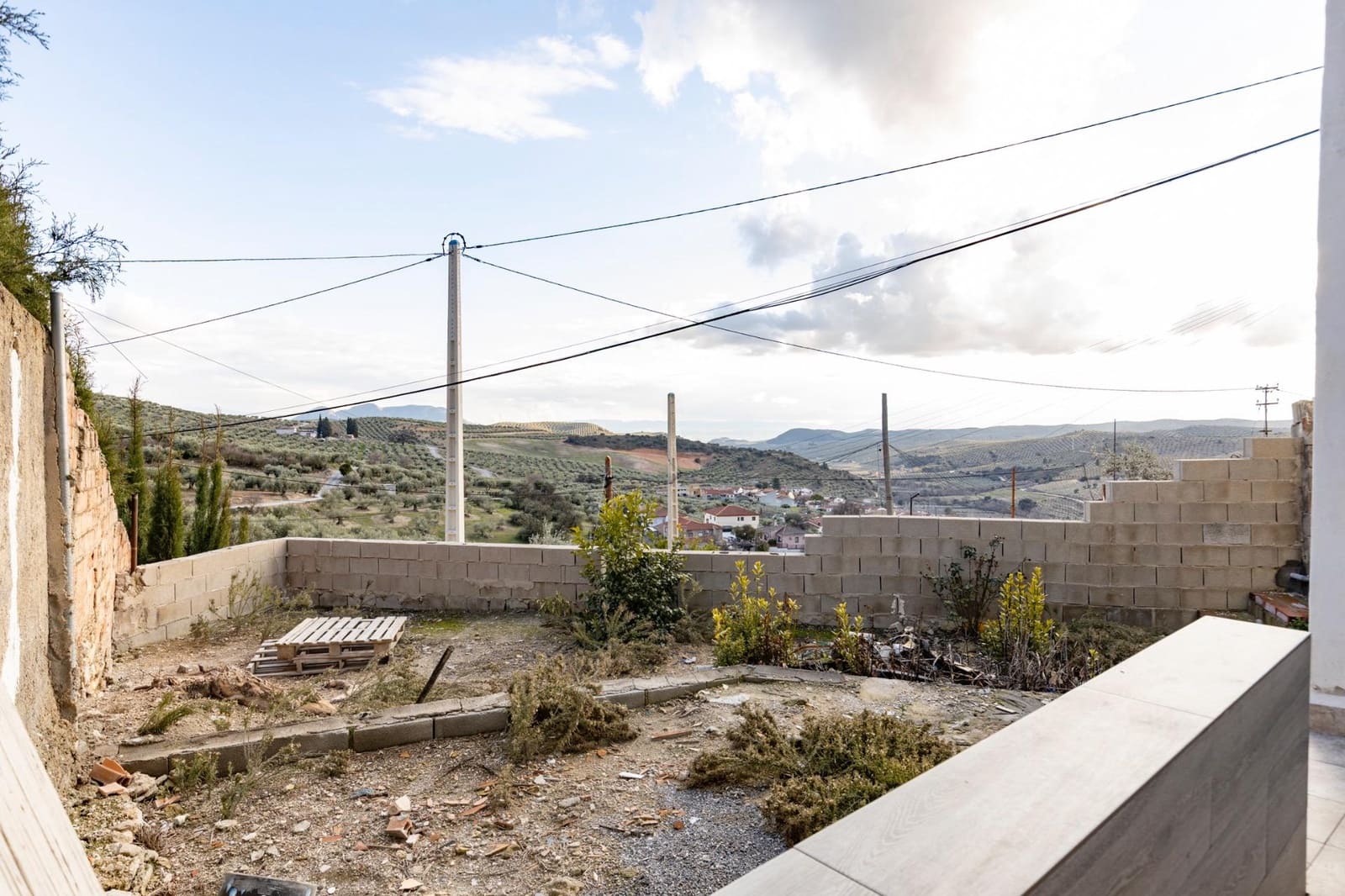 6 bedroom Apartment for sale in Moclin - € 139,900 (Ref: 9674886)