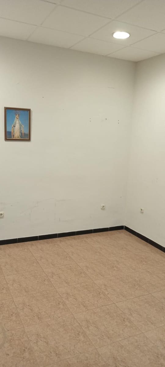 Local Comercial de 1 habitación en Santa Fe en venta - 34.000 € (Ref: 9674887)