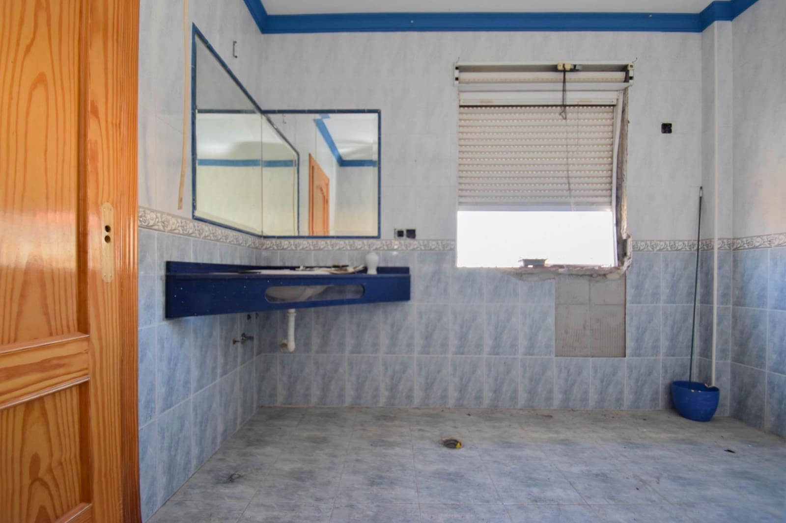 4 bedroom Villa for sale in Cijuela - € 240,000 (Ref: 9674888)