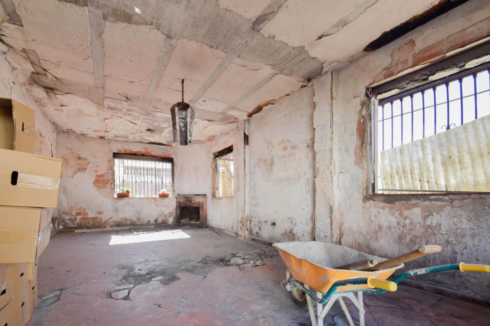 4 bedroom Villa for sale in Cijuela - € 240,000 (Ref: 9674888)