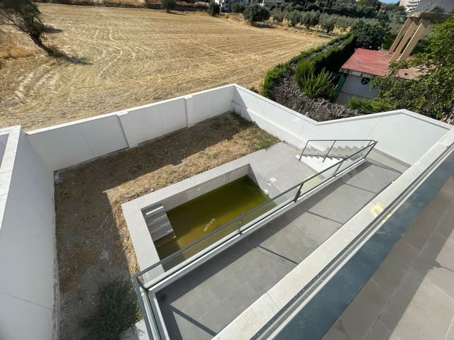 5 bedroom Villa for sale in Alhendín with pool garage - € 450,000 (Ref: 9674889)