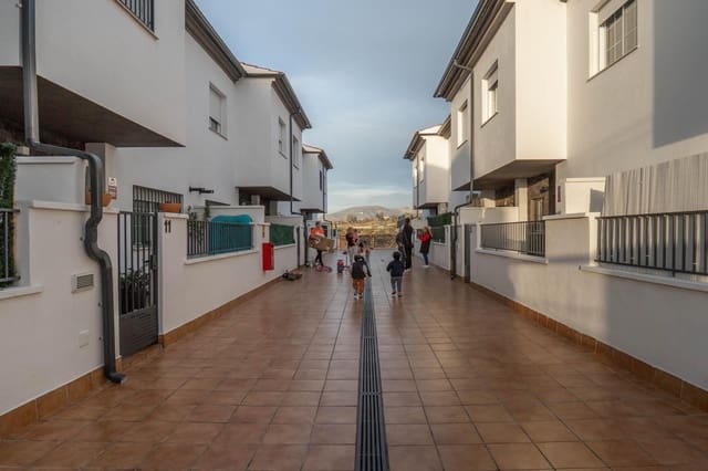 3 sypialnia Dom blizniak na sprzedaż w Gójar - 269 500 € (Ref: 9674890)