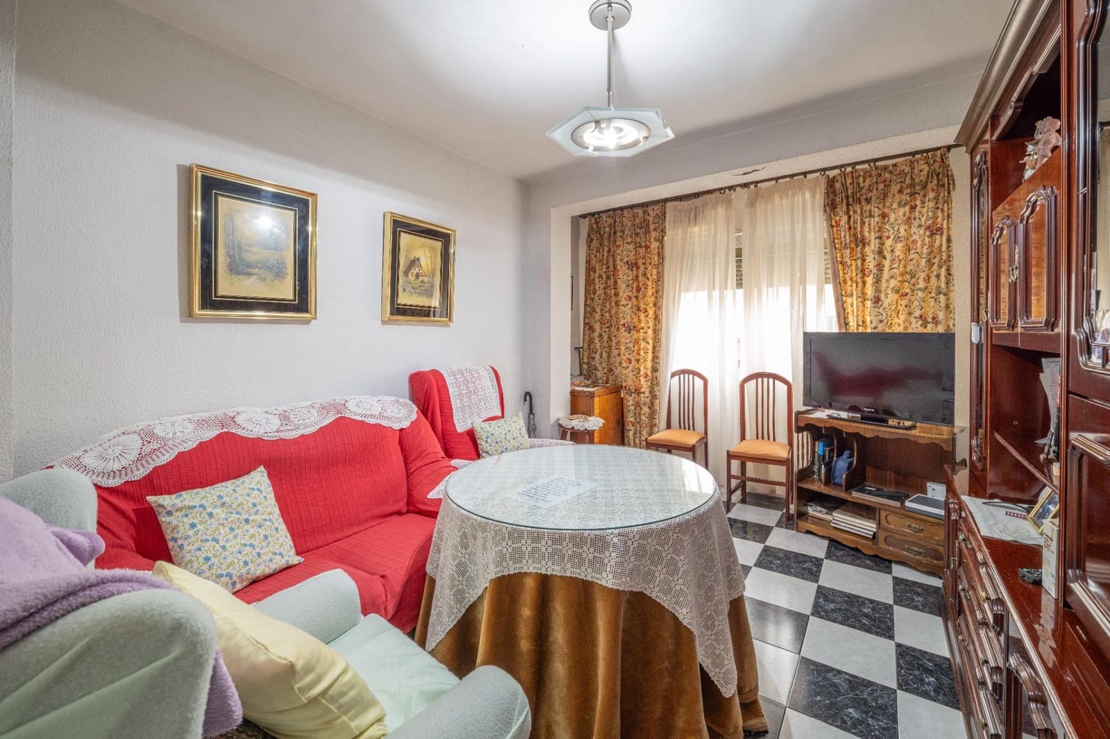 Piso de 3 habitaciones en Granada ciudad en venta - 198.000 € (Ref: 9674895)