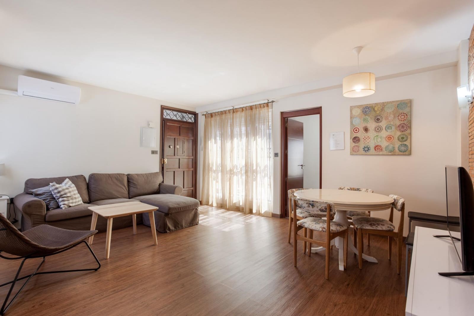 Apartamento de 14 habitaciones en Granada ciudad en venta - 1.175.000 € (Ref: 9674896)