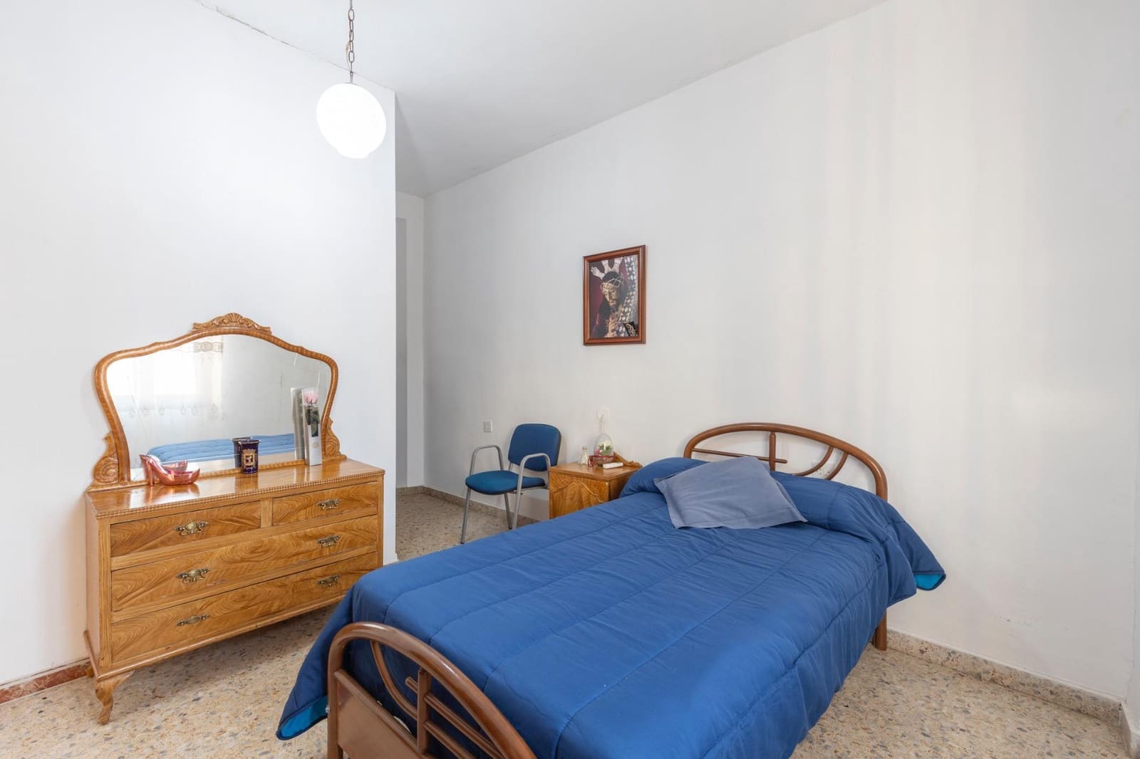 3 bedroom Villa for sale in Huetor Tajar with garage - € 170,000 (Ref: 9674897)