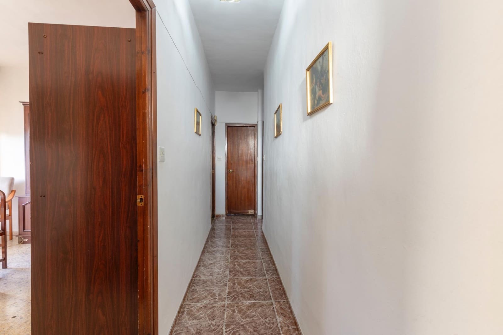 3 bedroom Villa for sale in Huetor Tajar with garage - € 170,000 (Ref: 9674897)