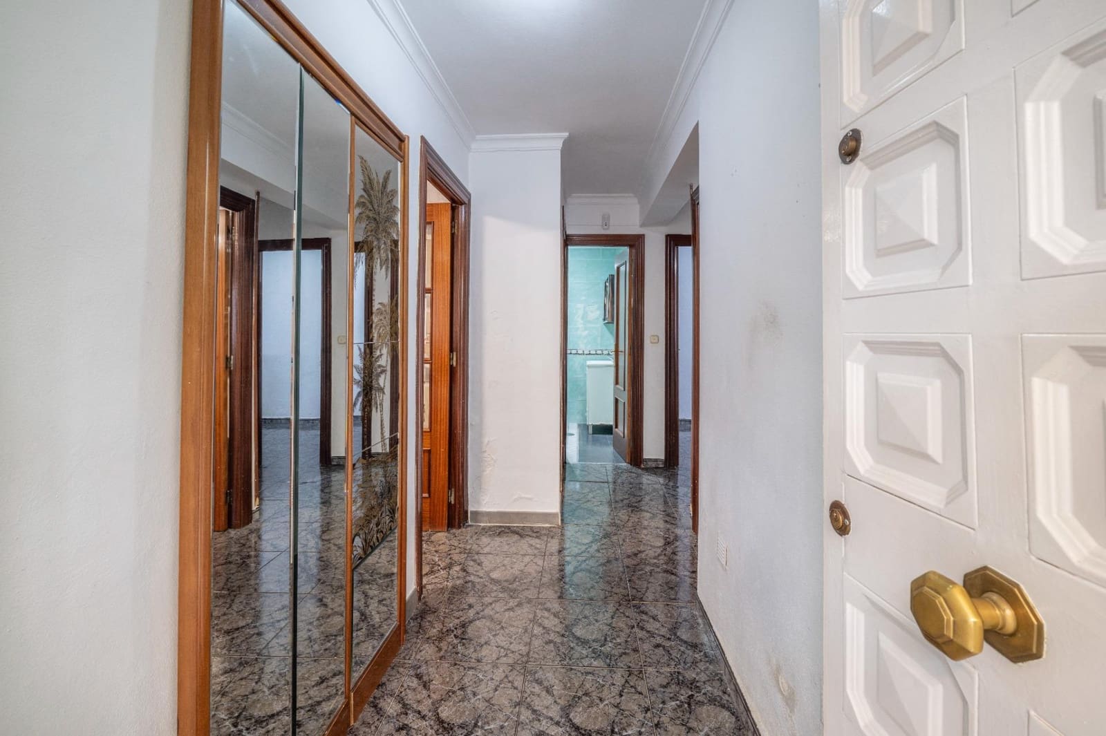 Casa de 5 habitaciones en Atarfe en venta - 140.000 € (Ref: 9674898)