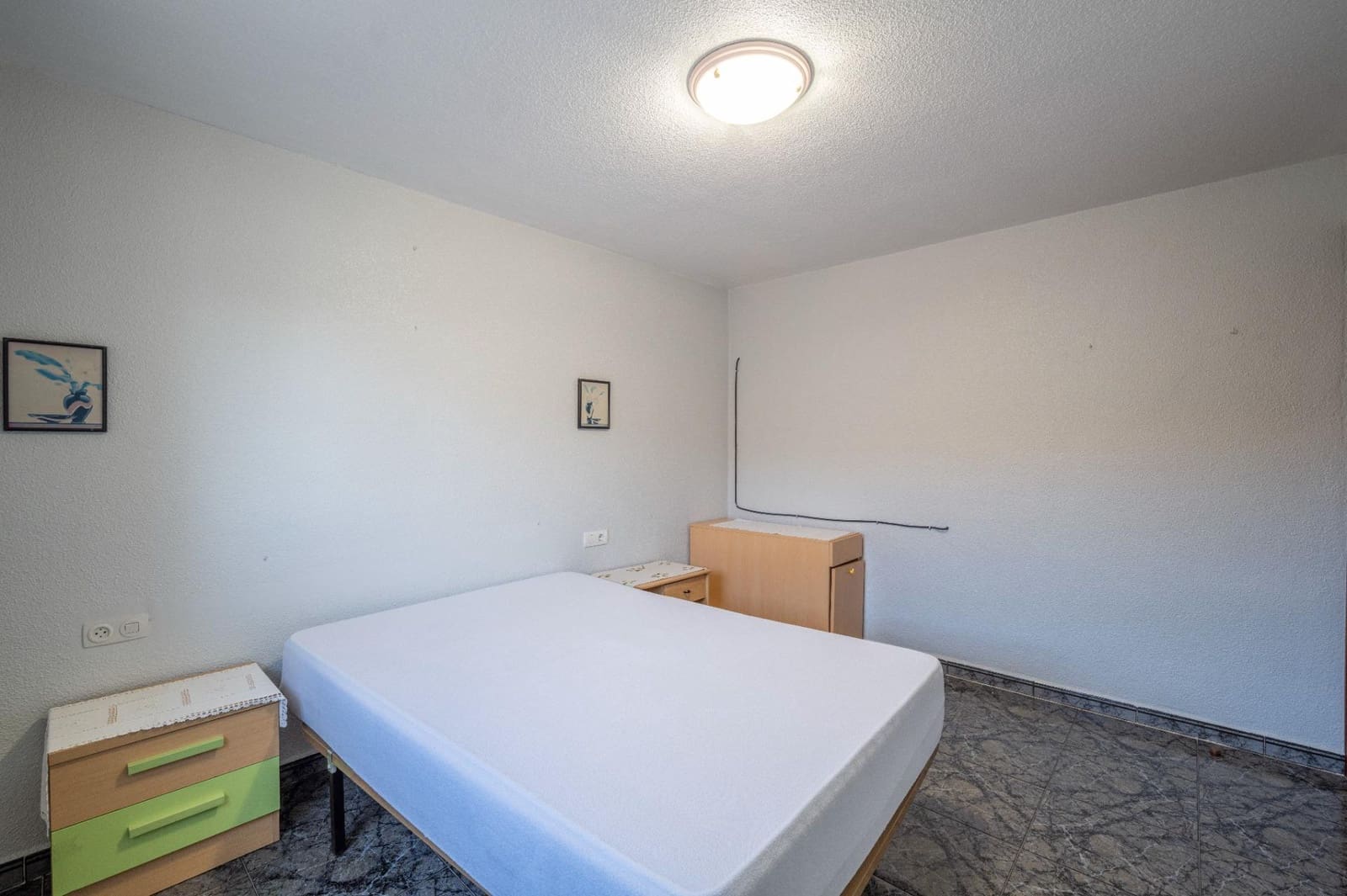 Casa de 5 habitaciones en Atarfe en venta - 140.000 € (Ref: 9674898)