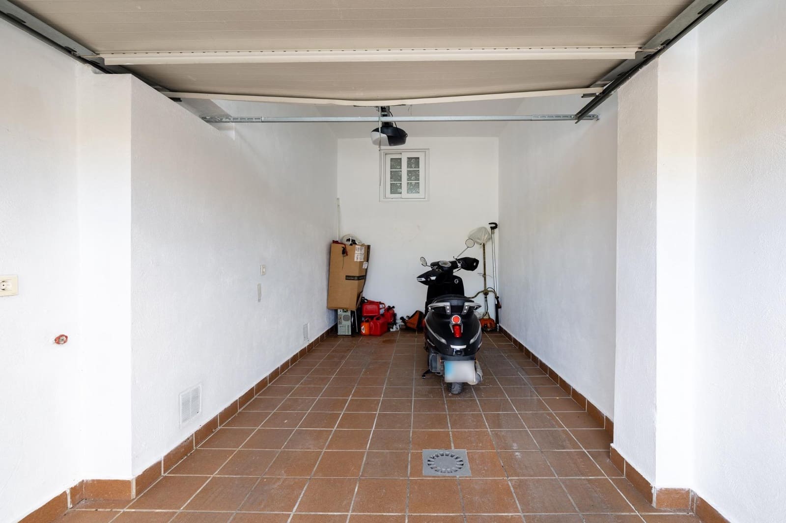 3 bedroom Terraced Villa for sale in Peligros with garage - € 229,000 (Ref: 9674900)