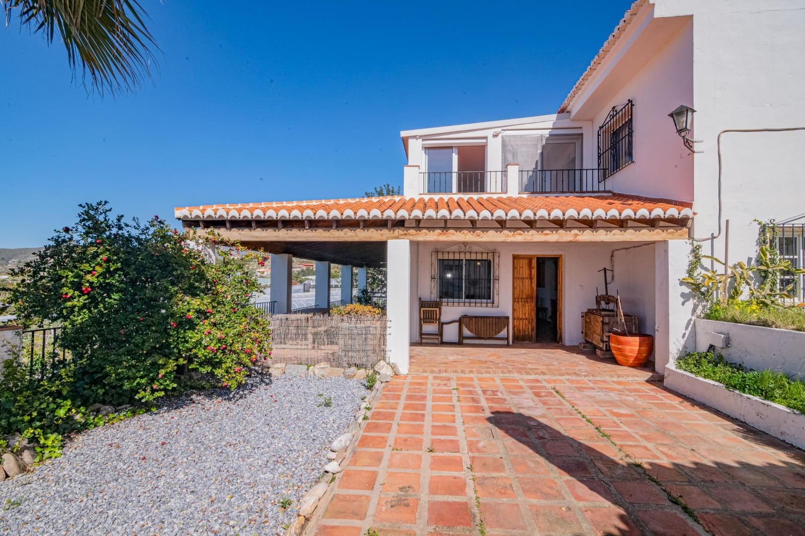 4 sypialnia Willa na sprzedaż w Motril z basenem garażem - 485 000 € (Ref: 9674901)