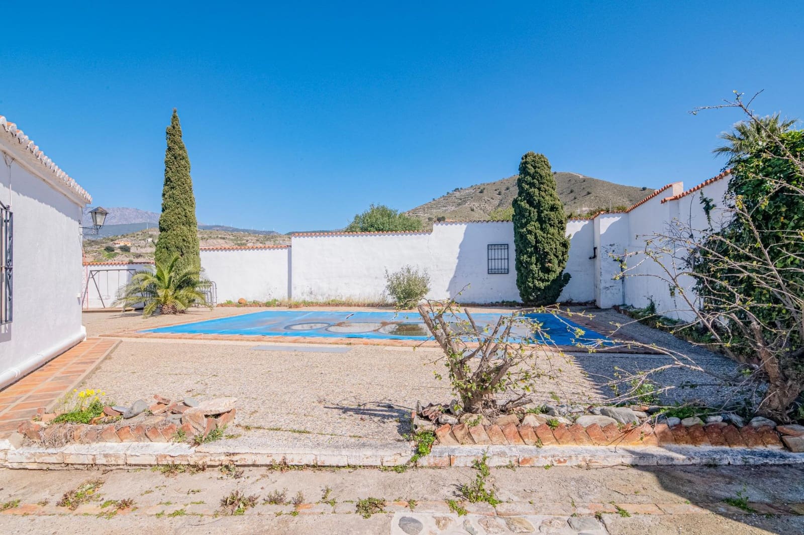 4 sypialnia Willa na sprzedaż w Motril z basenem garażem - 485 000 € (Ref: 9674901)