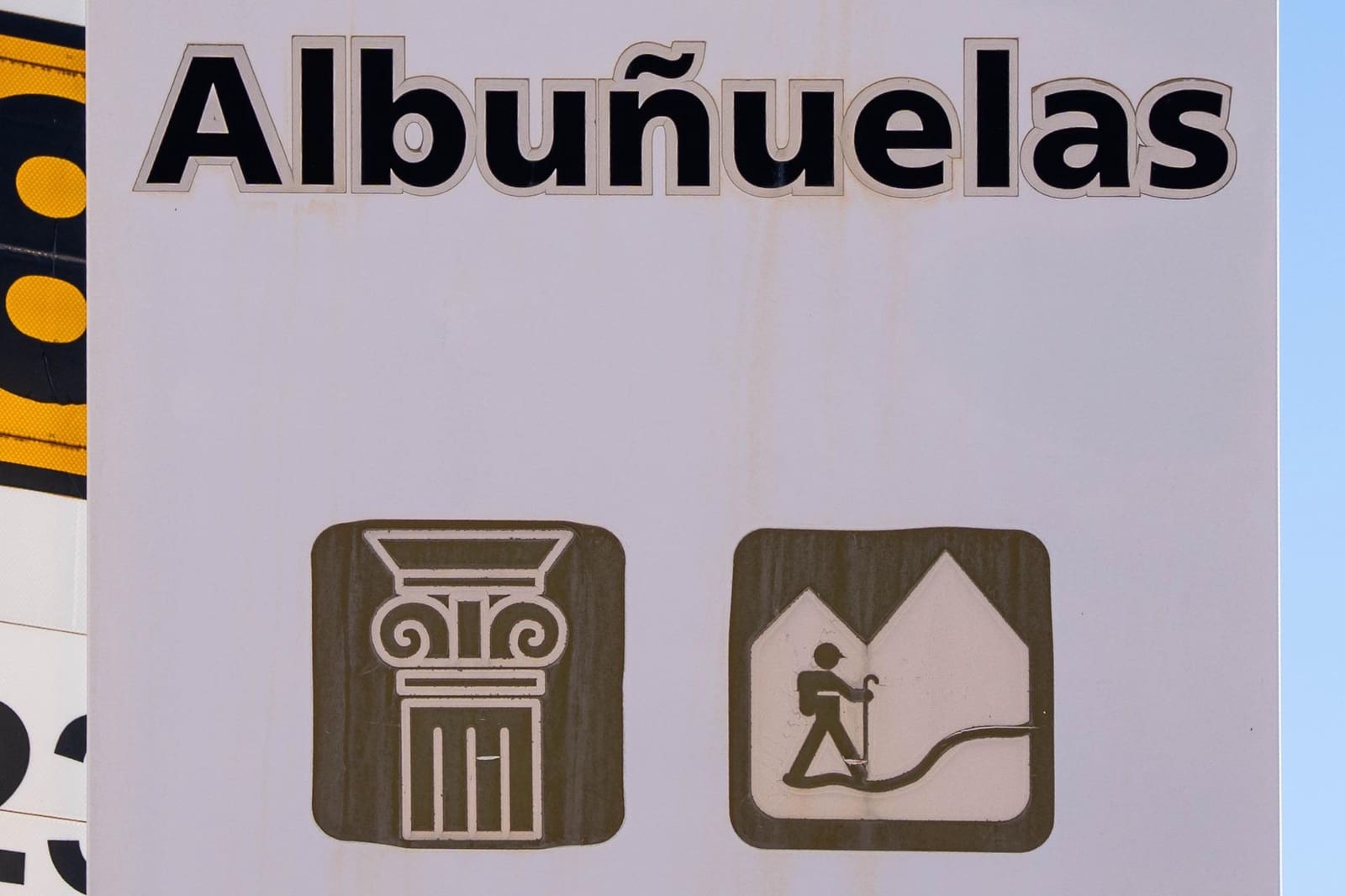 Finca/Casa Rural de 5 habitaciones en Albuñuelas en venta - 82.000 € (Ref: 9674906)