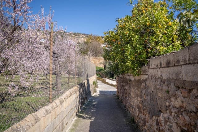 Finca/Casa Rural de 5 habitaciones en Albuñuelas en venta - 82.000 € (Ref: 9674906)