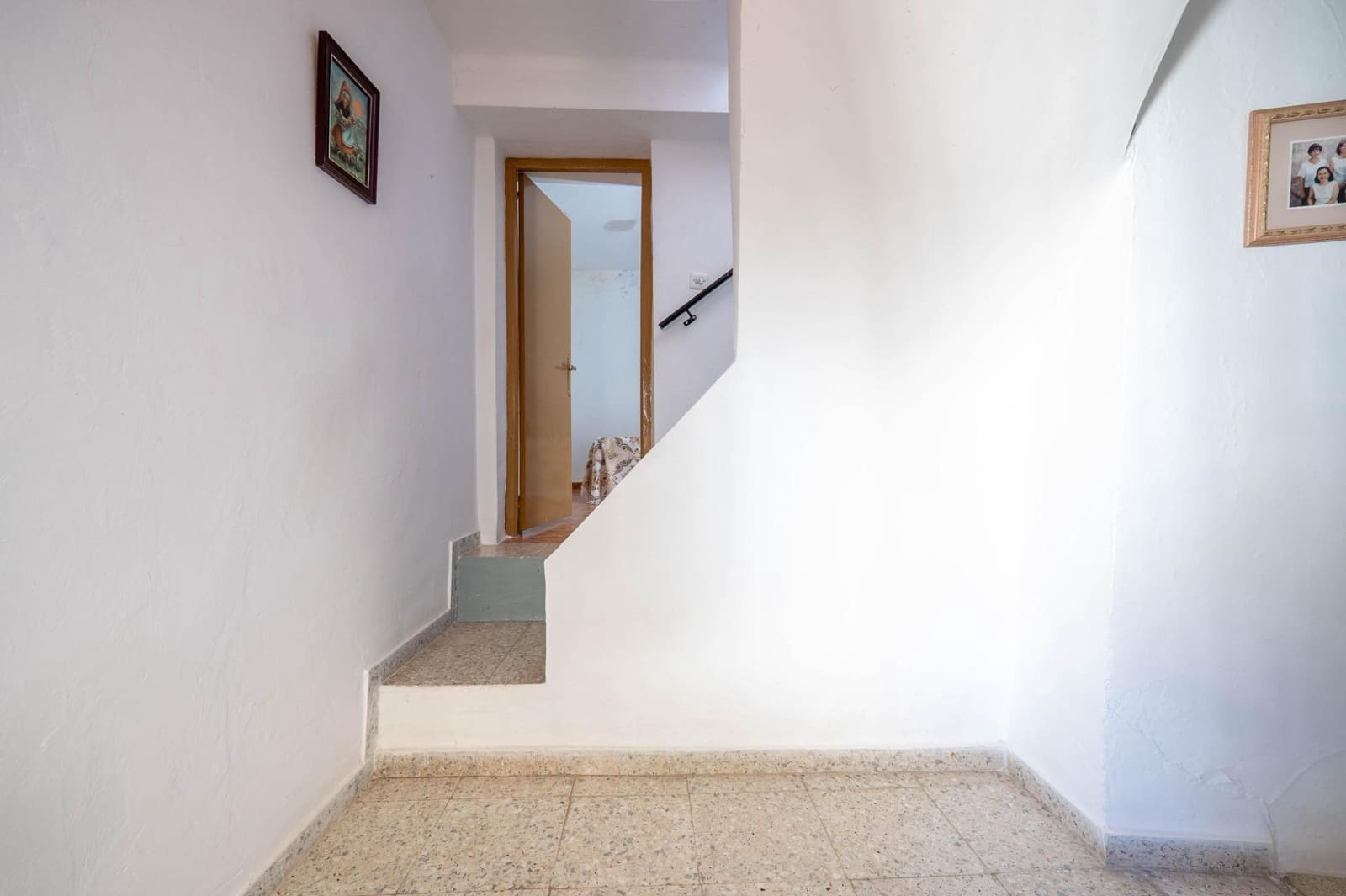 Finca/Casa Rural de 5 habitaciones en Albuñuelas en venta - 82.000 € (Ref: 9674906)