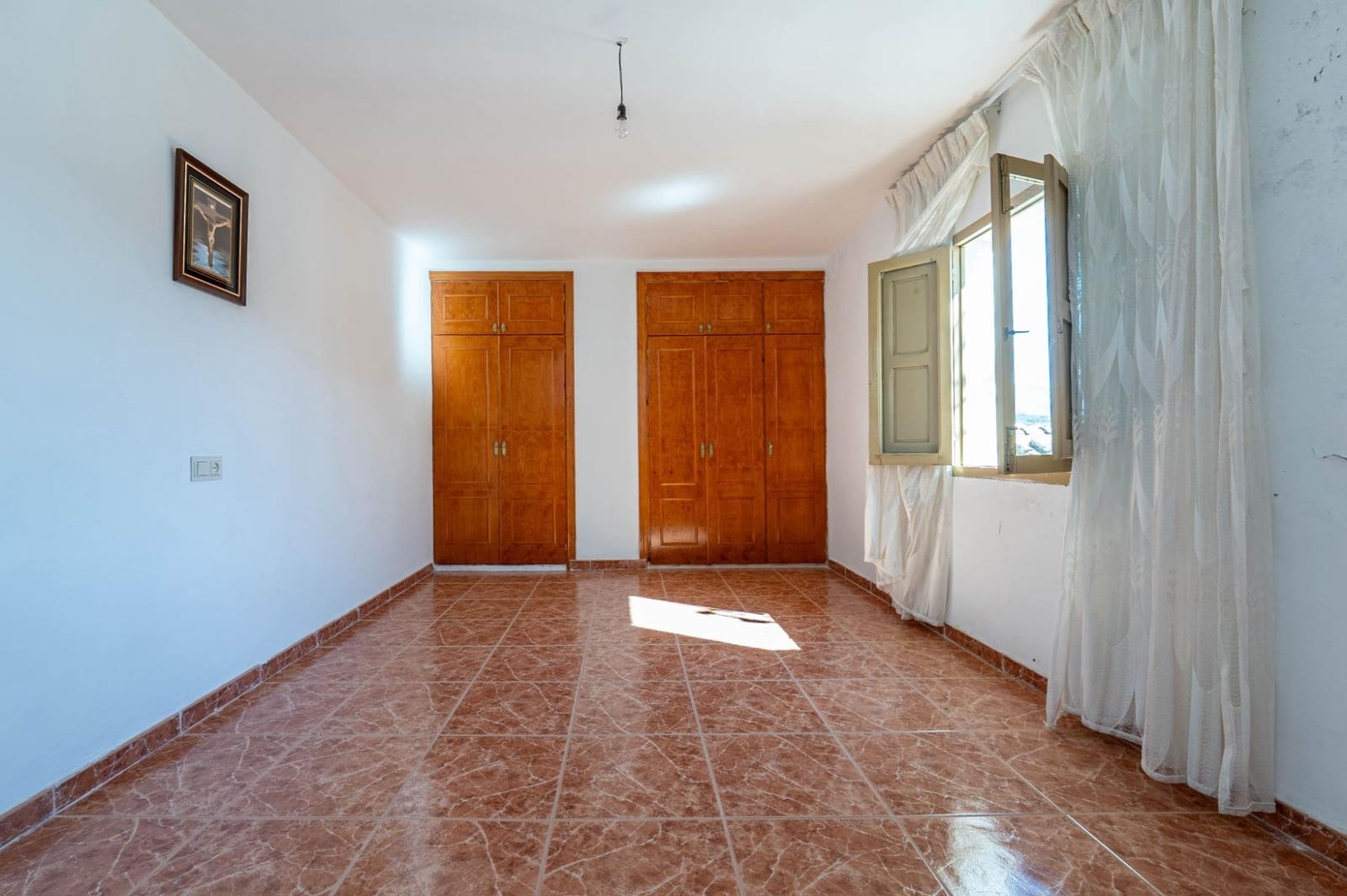 Finca/Casa Rural de 5 habitaciones en Albuñuelas en venta - 82.000 € (Ref: 9674906)