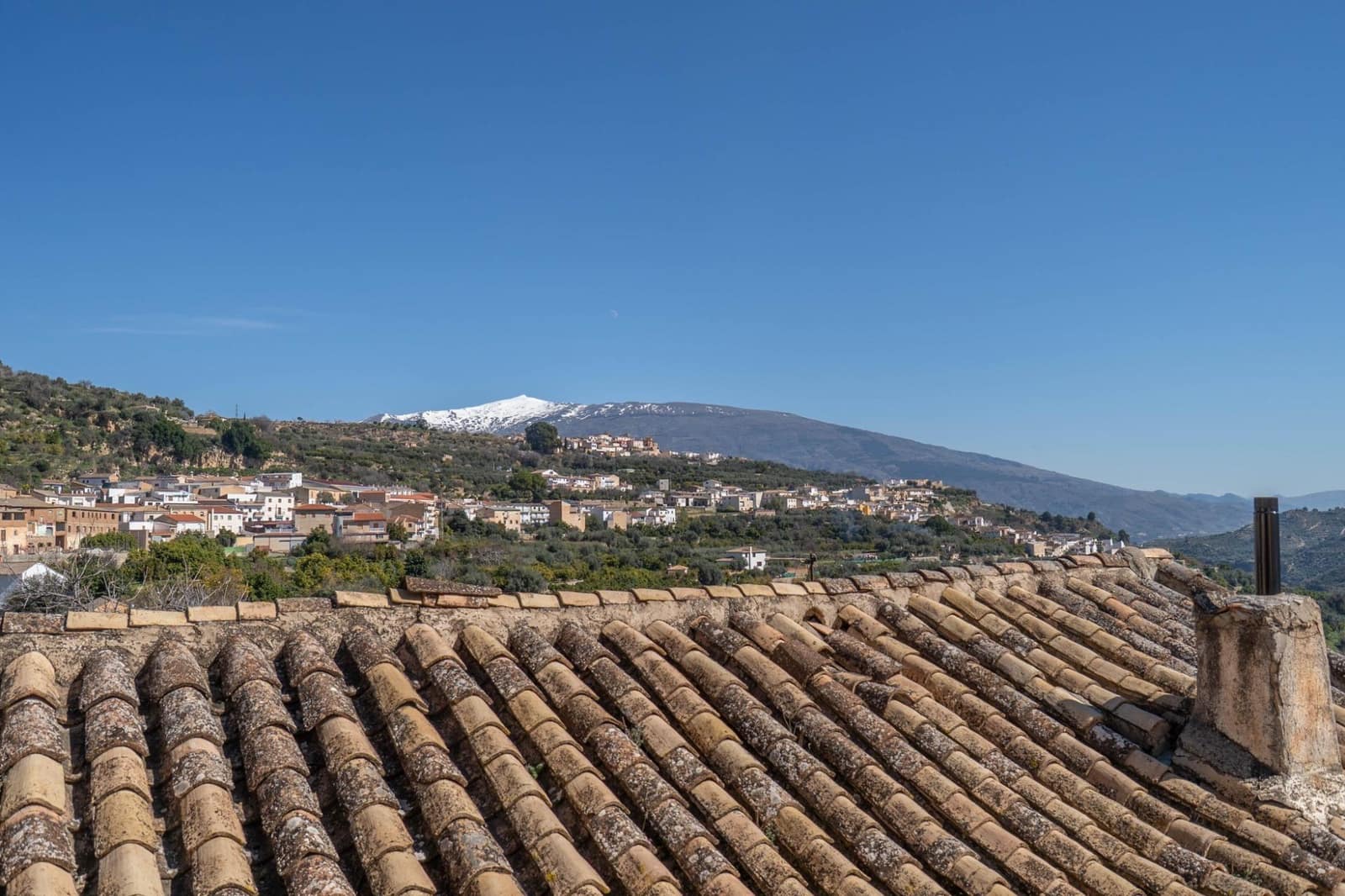 Finca/Casa Rural de 5 habitaciones en Albuñuelas en venta - 82.000 € (Ref: 9674906)