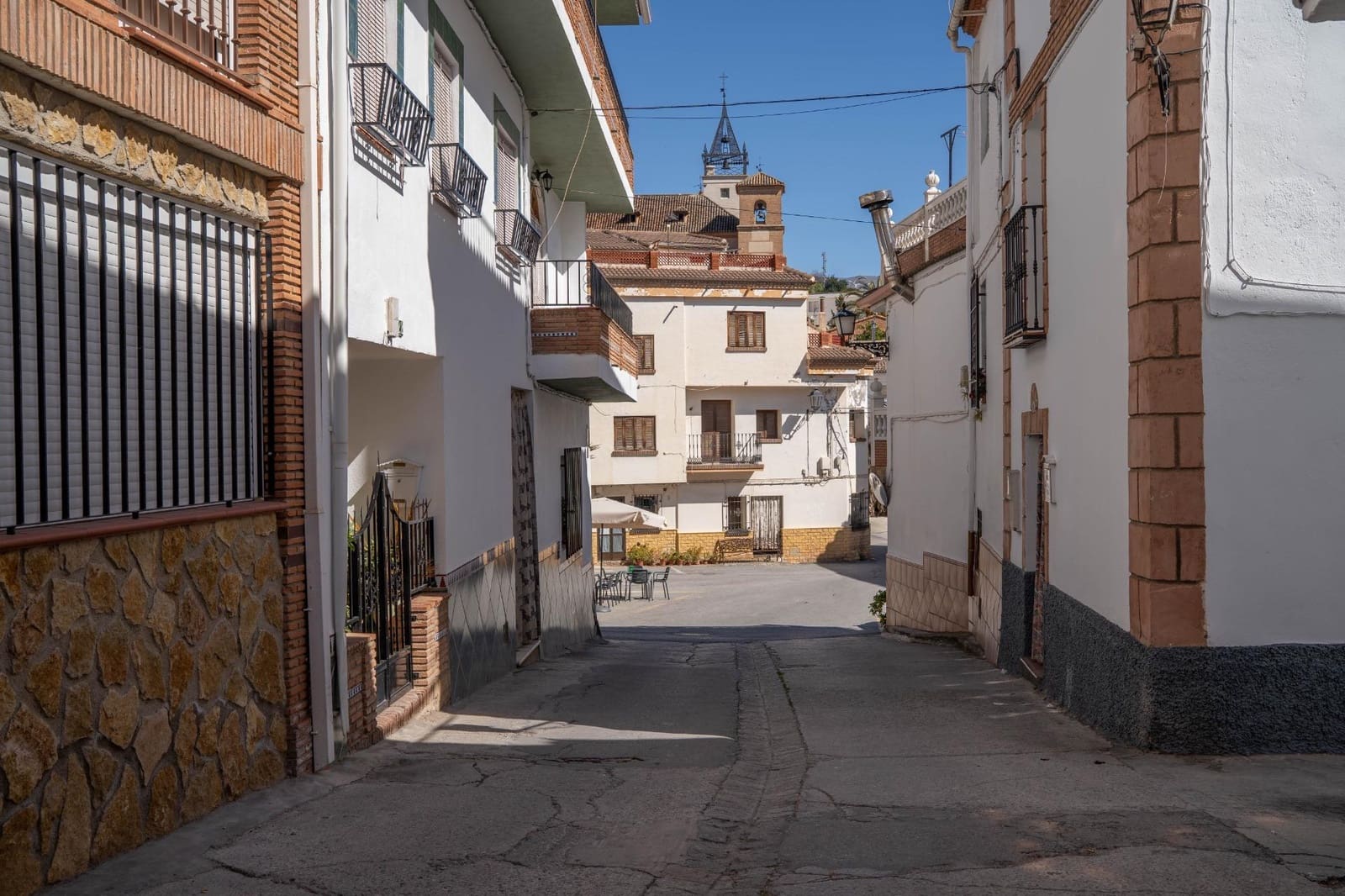 Finca/Casa Rural de 5 habitaciones en Albuñuelas en venta - 82.000 € (Ref: 9674906)