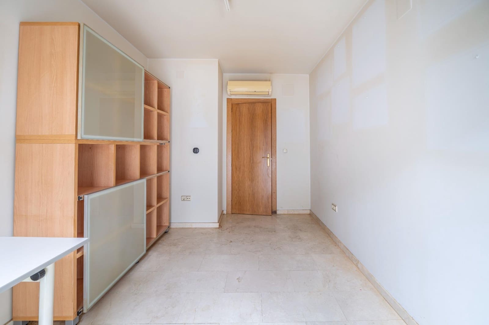 4 bedroom Flat for sale in Granada city - € 358,000 (Ref: 9674907)