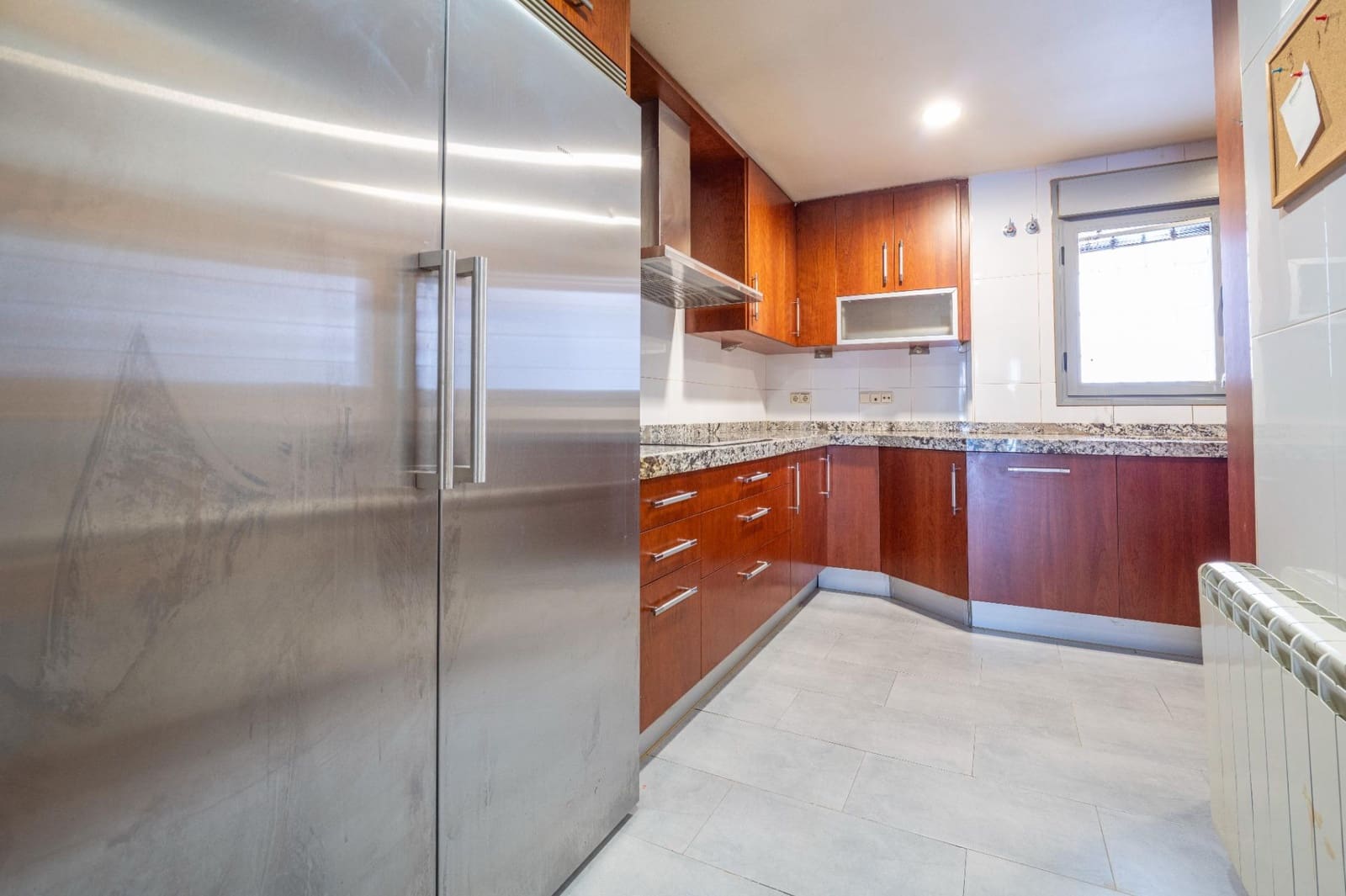 4 bedroom Flat for sale in Granada city - € 358,000 (Ref: 9674907)