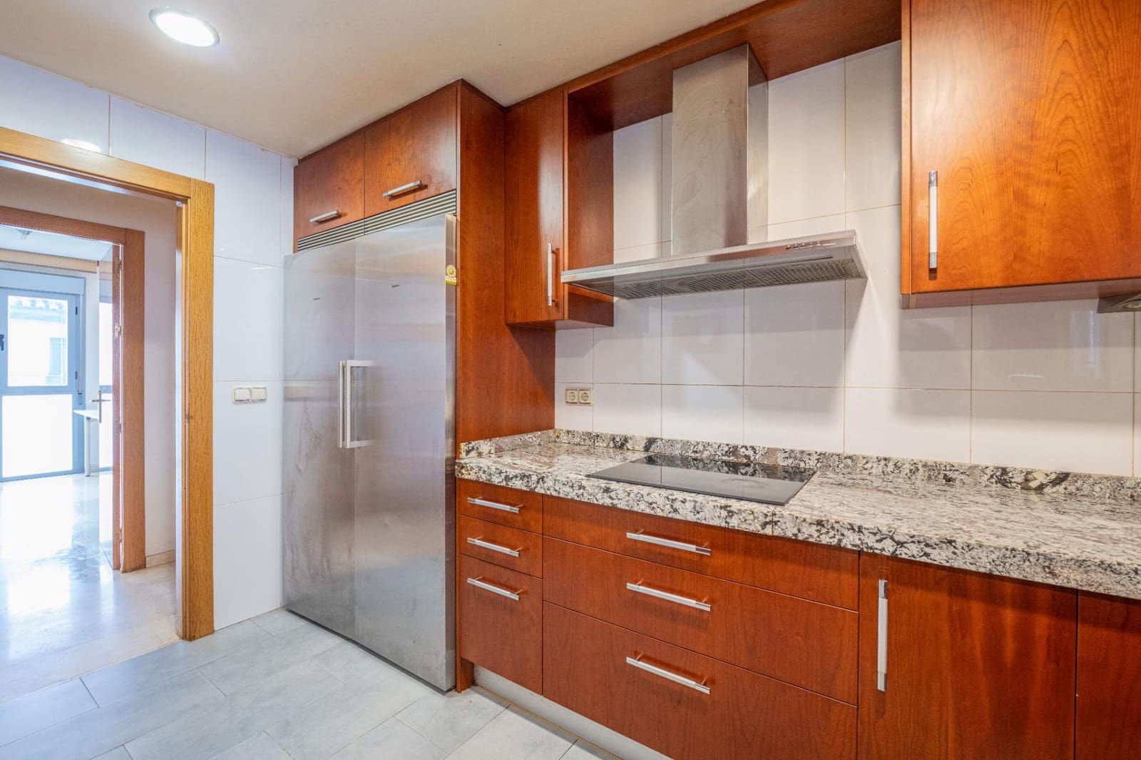 4 bedroom Flat for sale in Granada city - € 358,000 (Ref: 9674907)