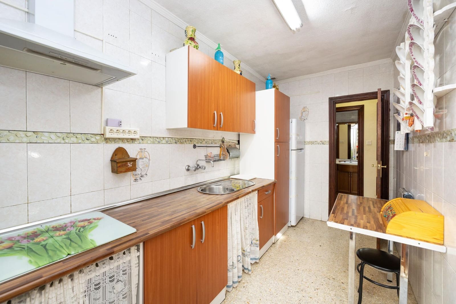 3 bedroom Apartment for sale in Granada city with garage - € 199,900 (Ref: 9674909)