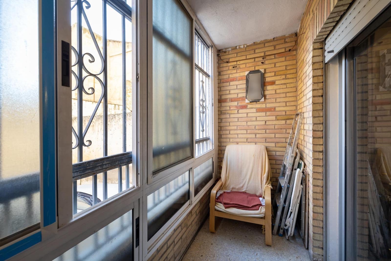 3 bedroom Apartment for sale in Granada city with garage - € 199,900 (Ref: 9674909)