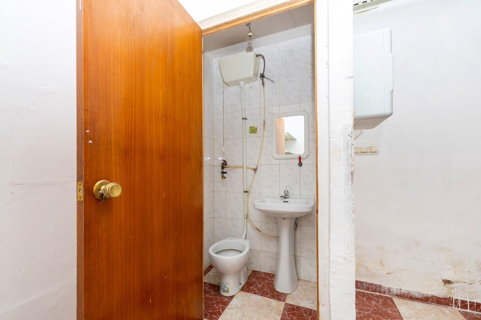 Business for sale in Maracena - € 280,000 (Ref: 9674911)