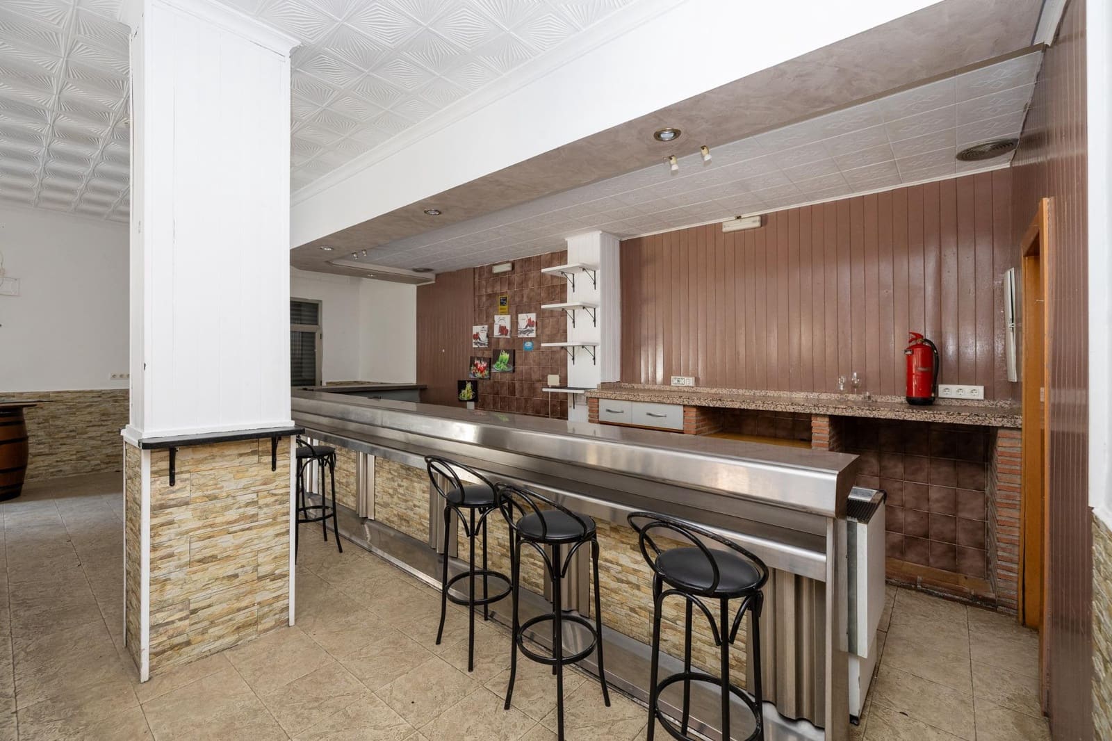 Business for sale in Maracena - € 280,000 (Ref: 9674911)