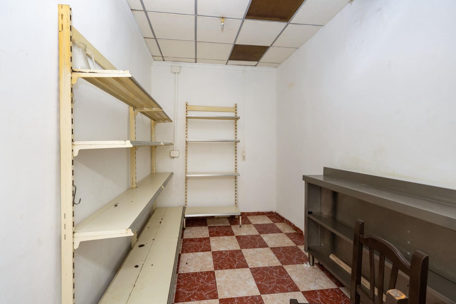 Business for sale in Maracena - € 280,000 (Ref: 9674911)