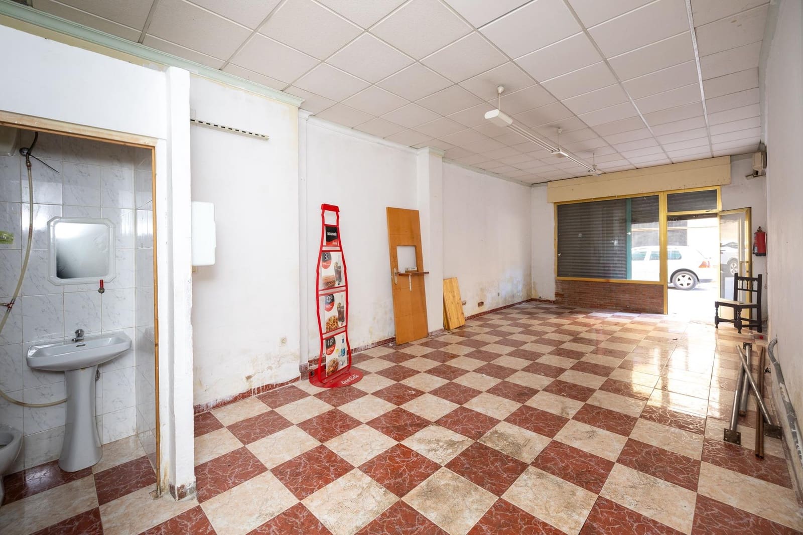 Business for sale in Maracena - € 280,000 (Ref: 9674911)