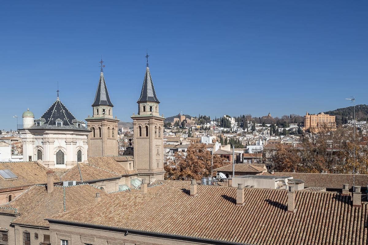 3 bedroom Flat for sale in Granada city - € 420,000 (Ref: 9674913)